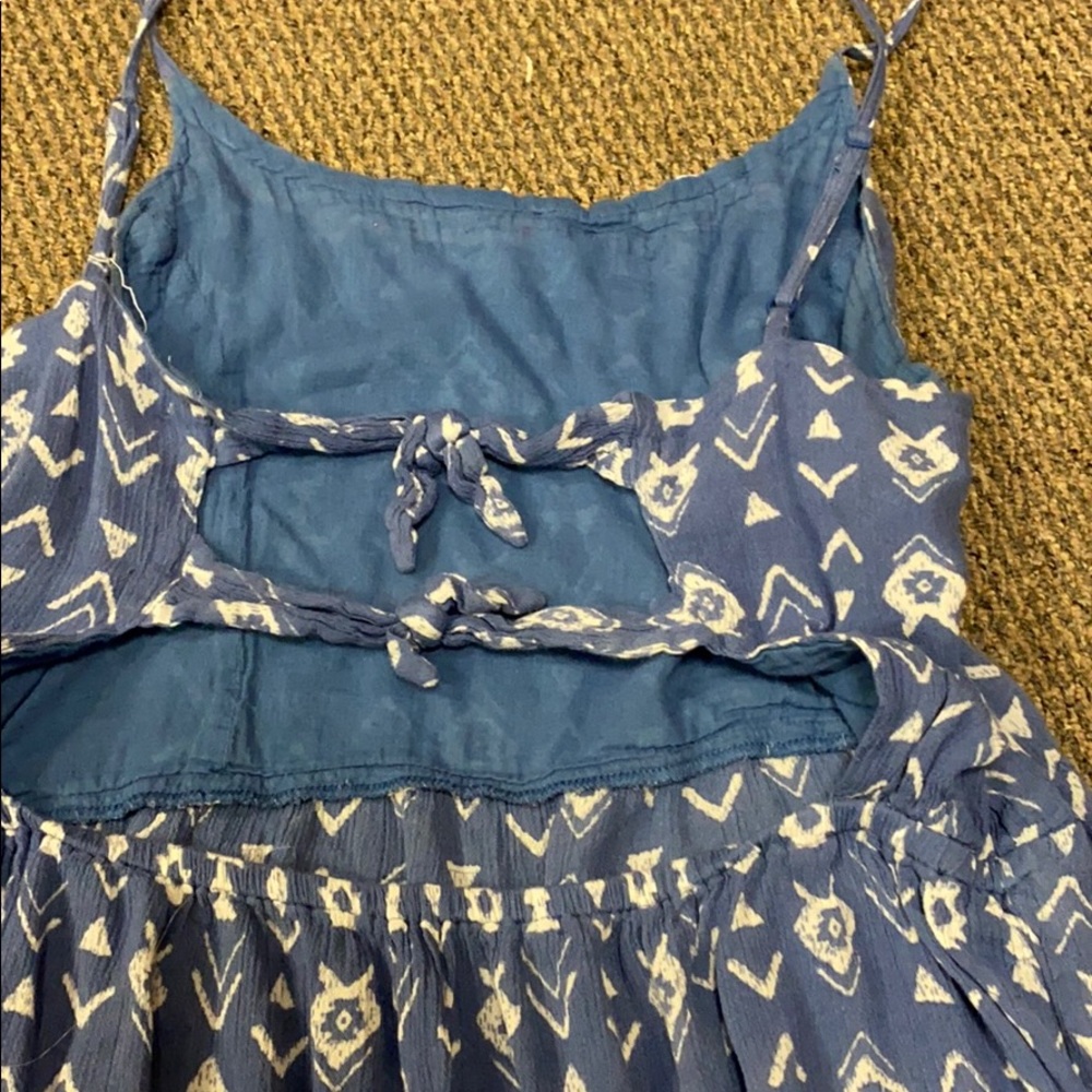 Dress - Picture 3 of 4